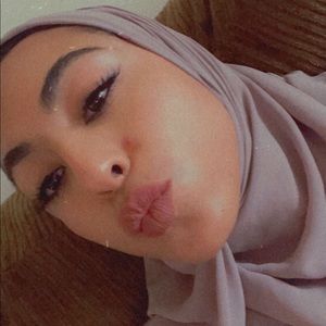 Meet your Posher, Soukaina